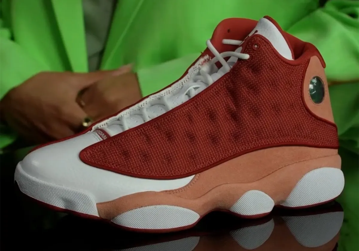 jordan-13-dune-red.webp