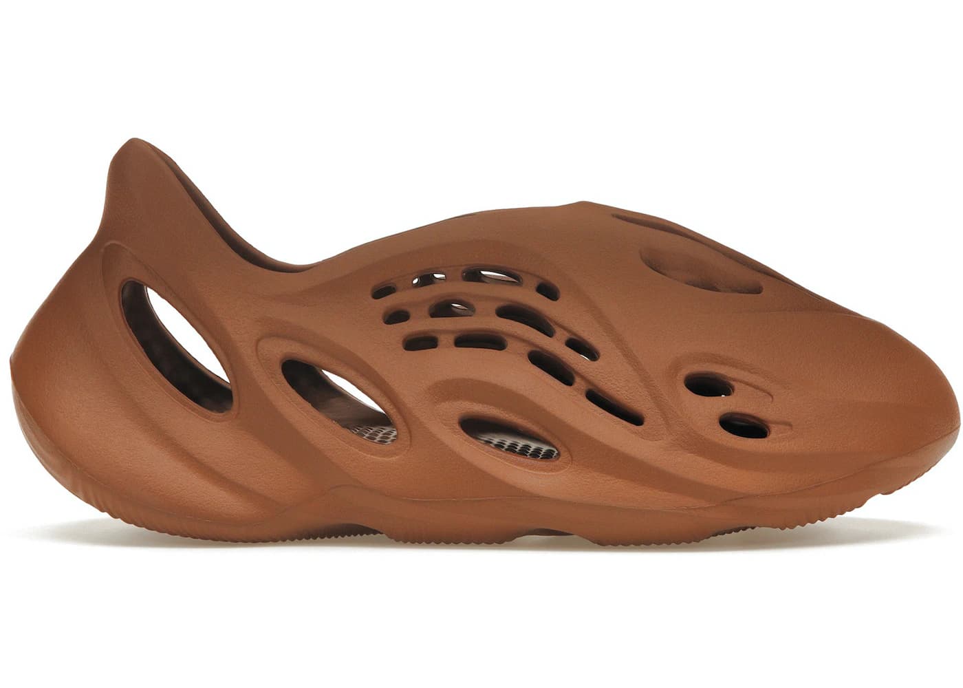 adidas-Yeezy-Foam-RNNR-Flax-Product.webp