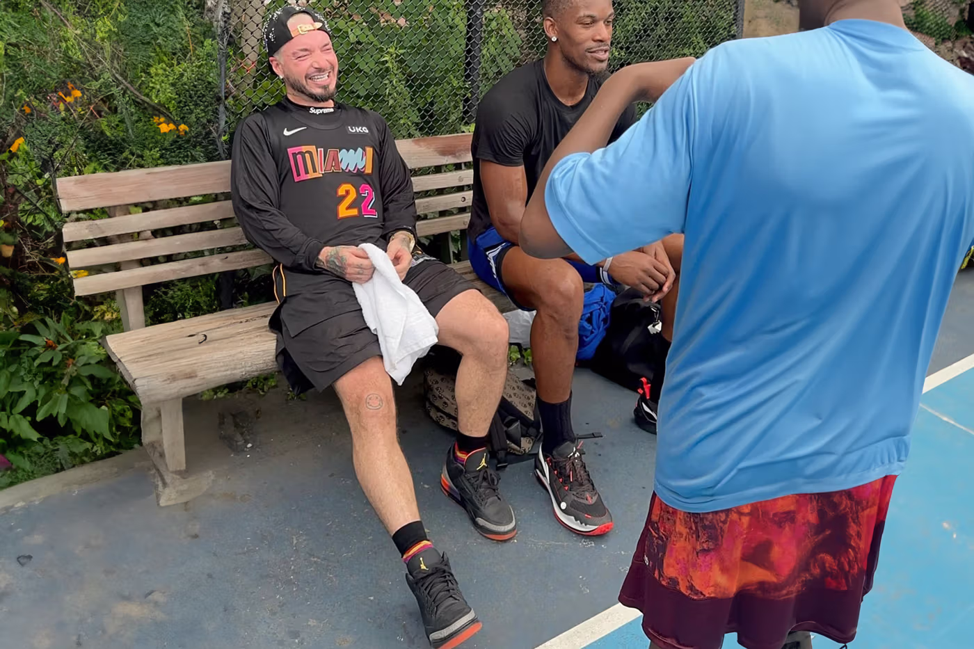 https___hypebeast.com_image_2023_08_j-balvin-air-jordan-3-rio-fn0344-001-release-info-002.avif